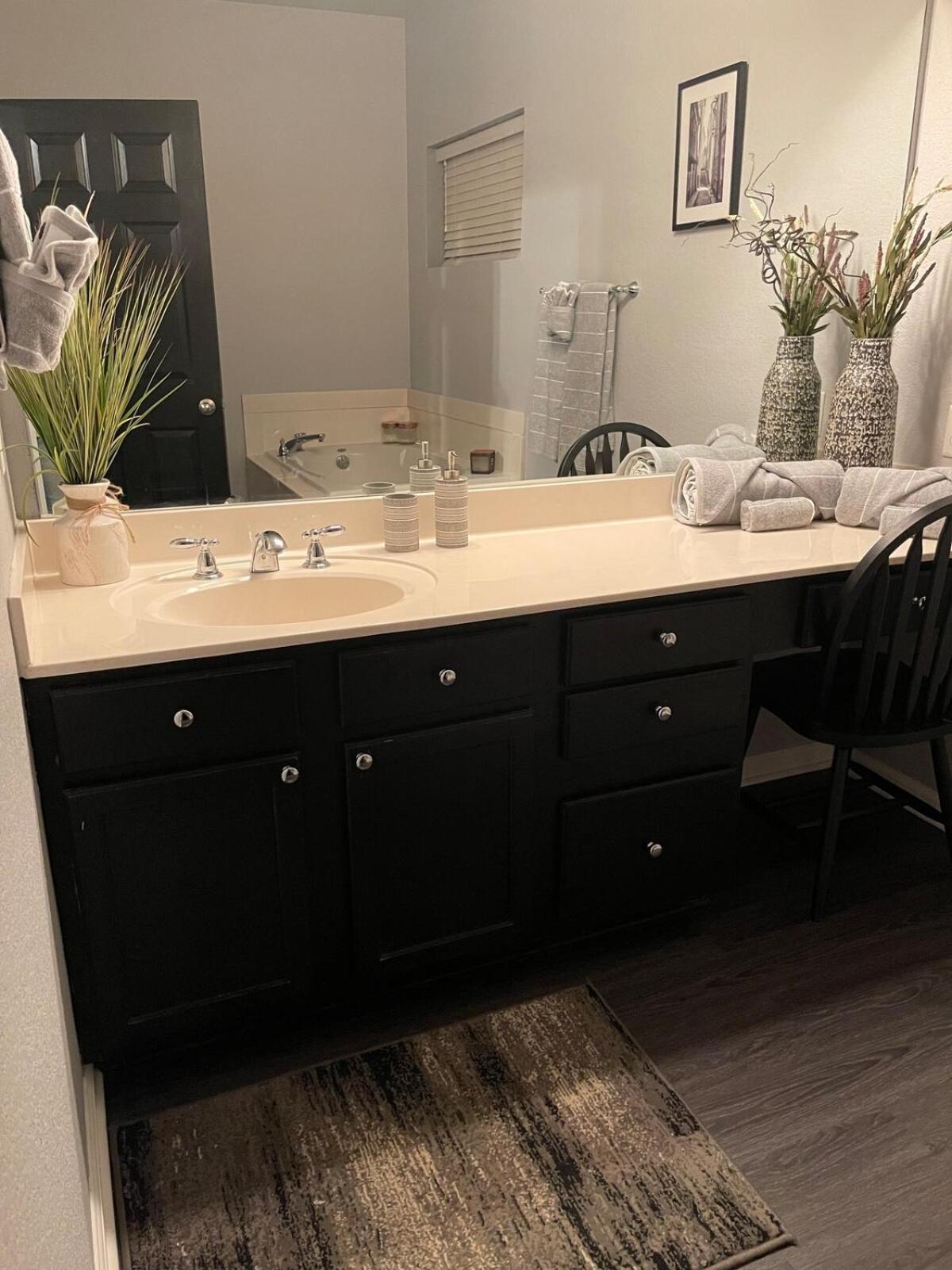 Brooklynn'S Bay, Elegant Lakefront Condo Retreat Hot Springs Buitenkant foto