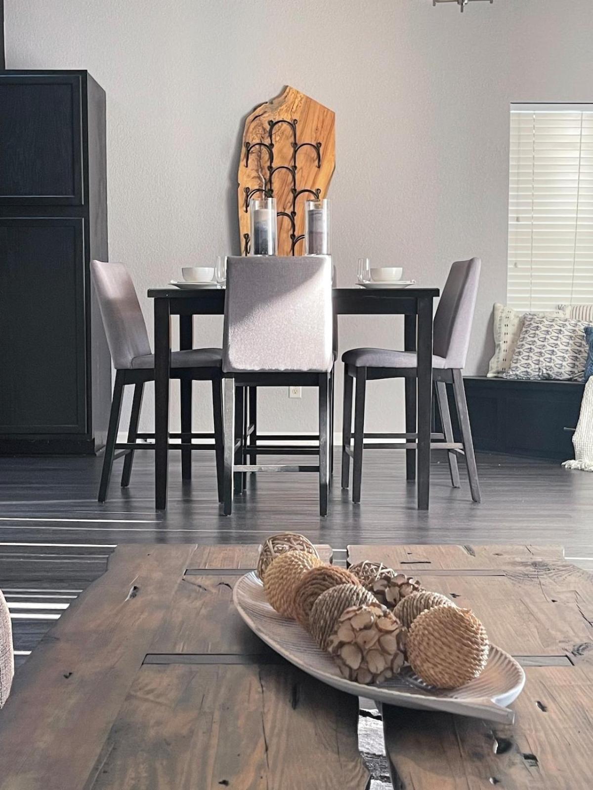 Brooklynn'S Bay, Elegant Lakefront Condo Retreat Hot Springs Buitenkant foto